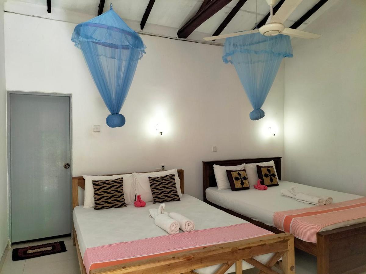 Sanjana Home Stay Habarana Bagian luar foto