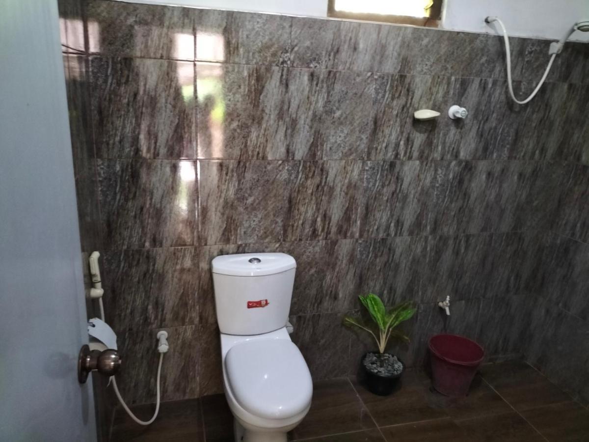 Sanjana Home Stay Habarana Bagian luar foto