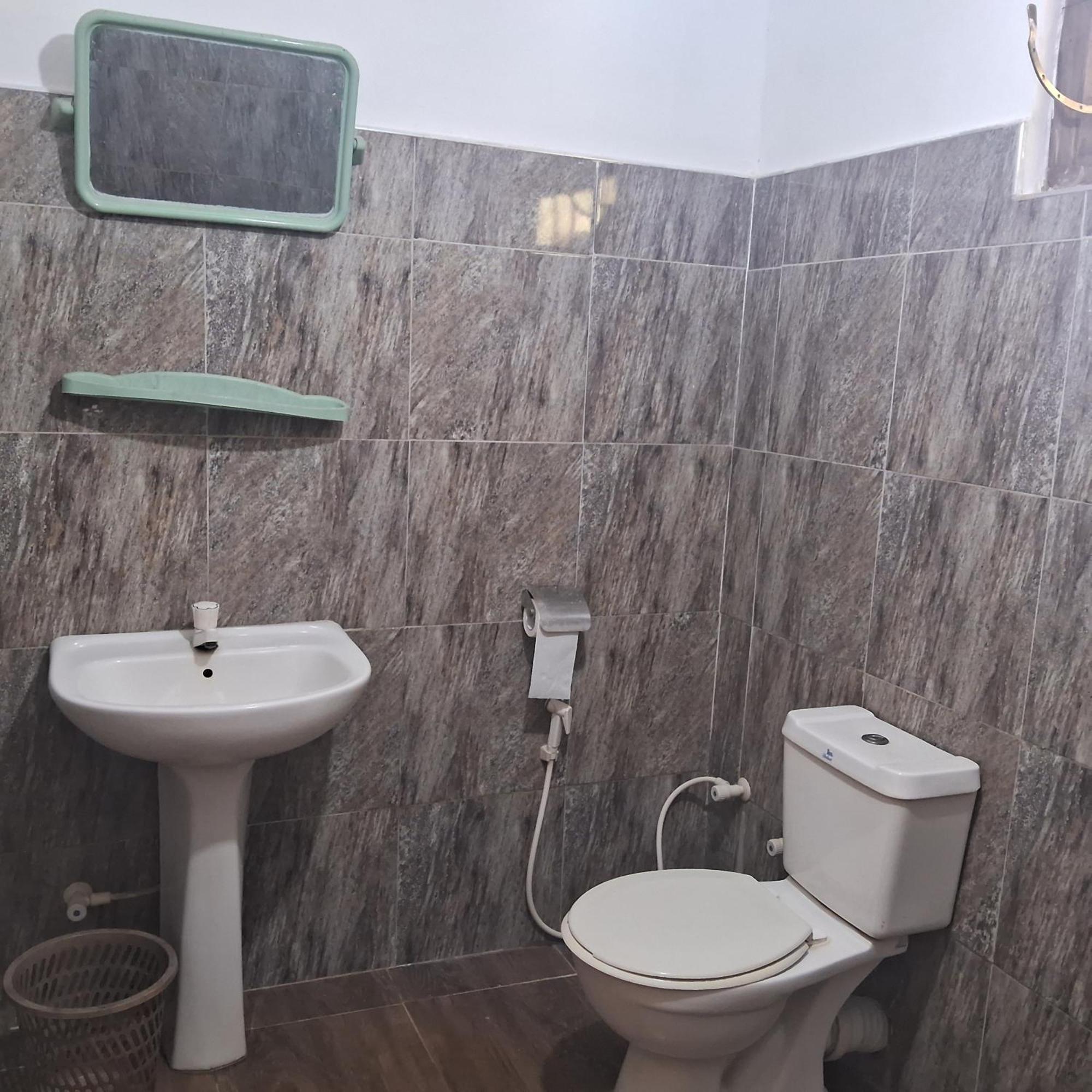 Sanjana Home Stay Habarana Bagian luar foto