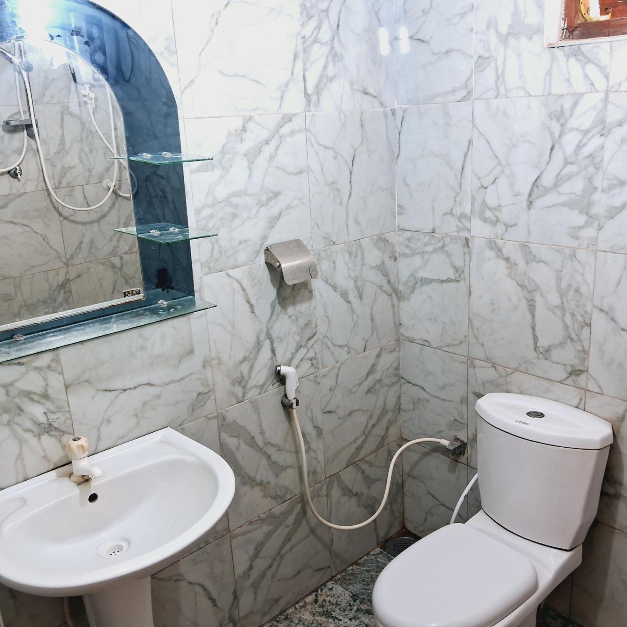 Sanjana Home Stay Habarana Bagian luar foto