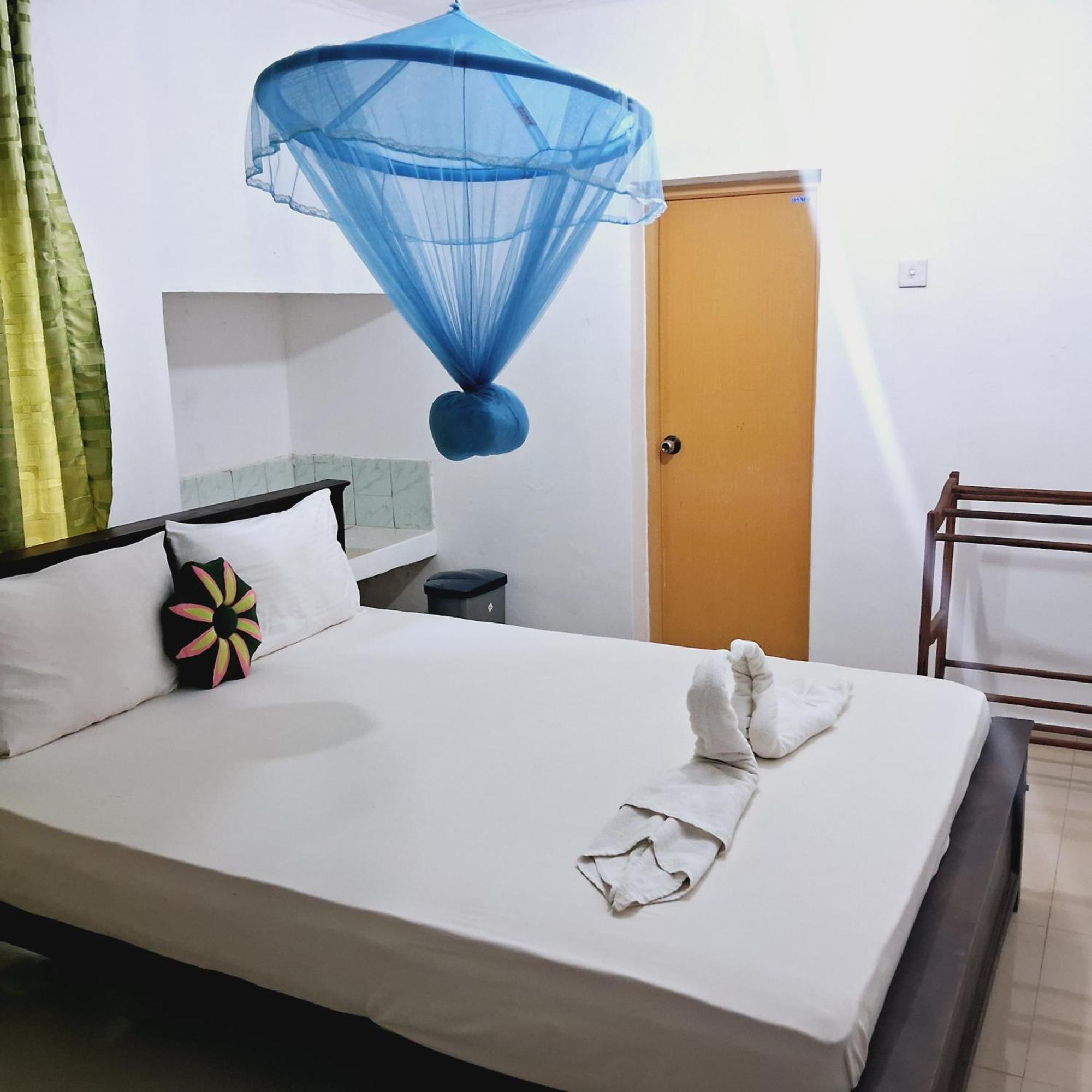Sanjana Home Stay Habarana Bagian luar foto